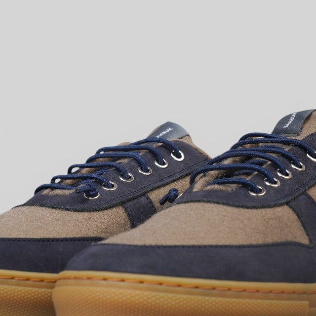 Urban Wooler - Petrol Grey