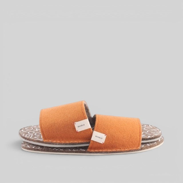 Baabuk Baabulette terracotta wool slide sandals with patterned footbed and white brand label
