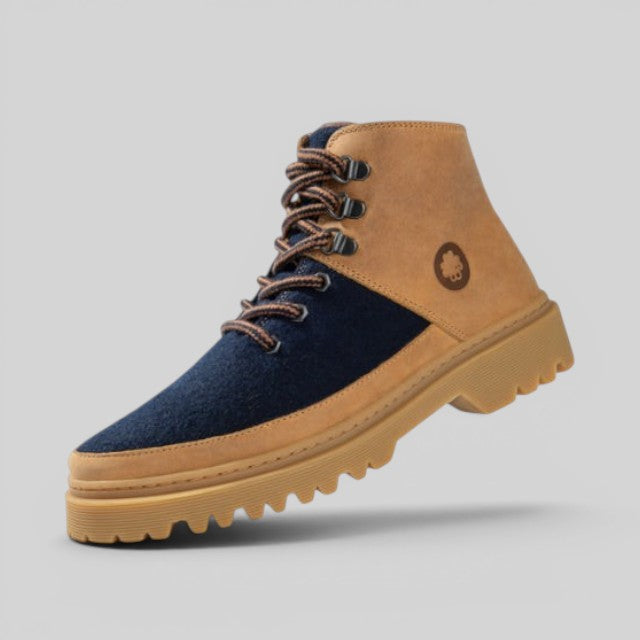 Baabuk Ice Wooler navy and brown wool hiking boots with nubuck leather details and a durable rubber lug sole