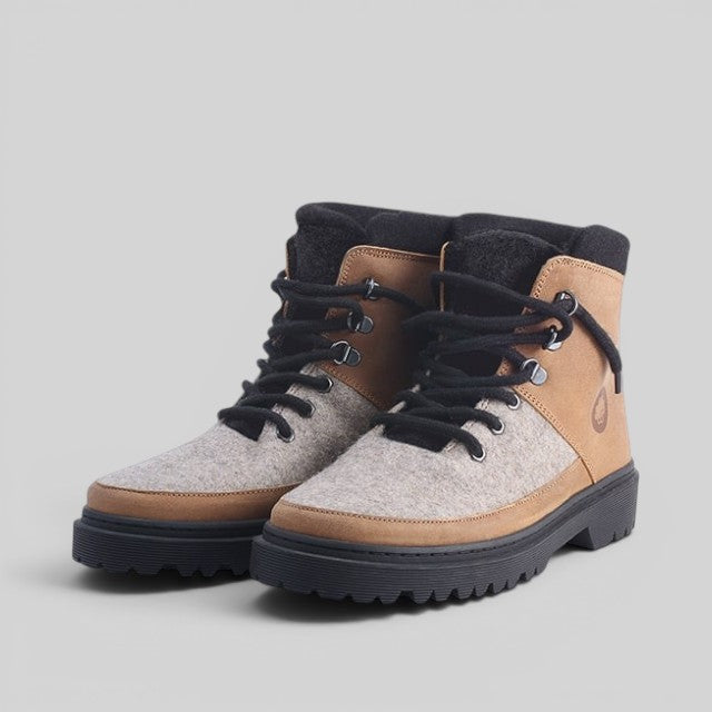 Baabuk Ice Wooler pepper brown boots featuring grey wool panels, tan nubuck leather, and black rubber lug soles.