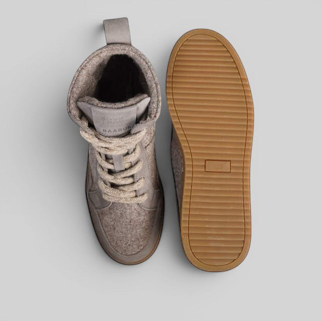 Baabuk Peaks Wooler sneakers in warm grey Pyrenean wool with a natural rubber outsole, shown from top and bottom view.