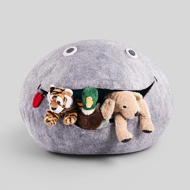 Baabuk grey felt wool frog storage basket filled with plush animal toys, handmade with New Zealand wool.