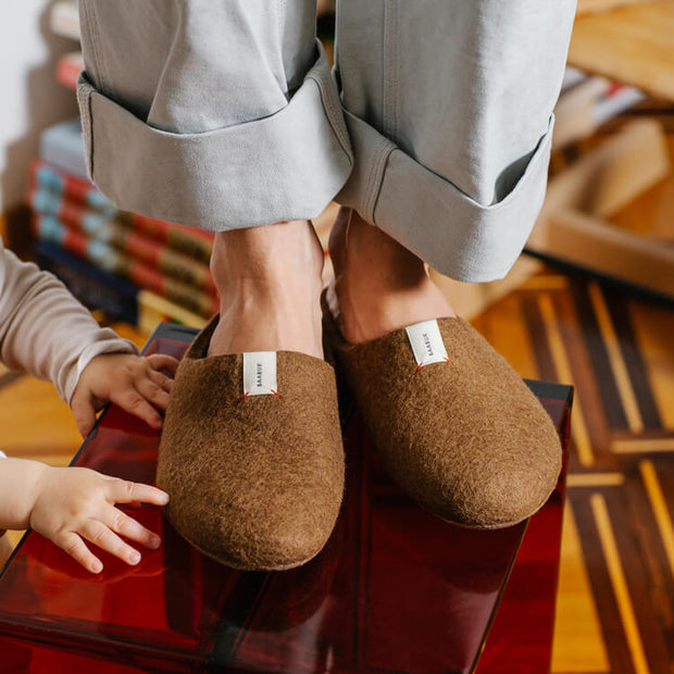 Kanga Slippers - Brown